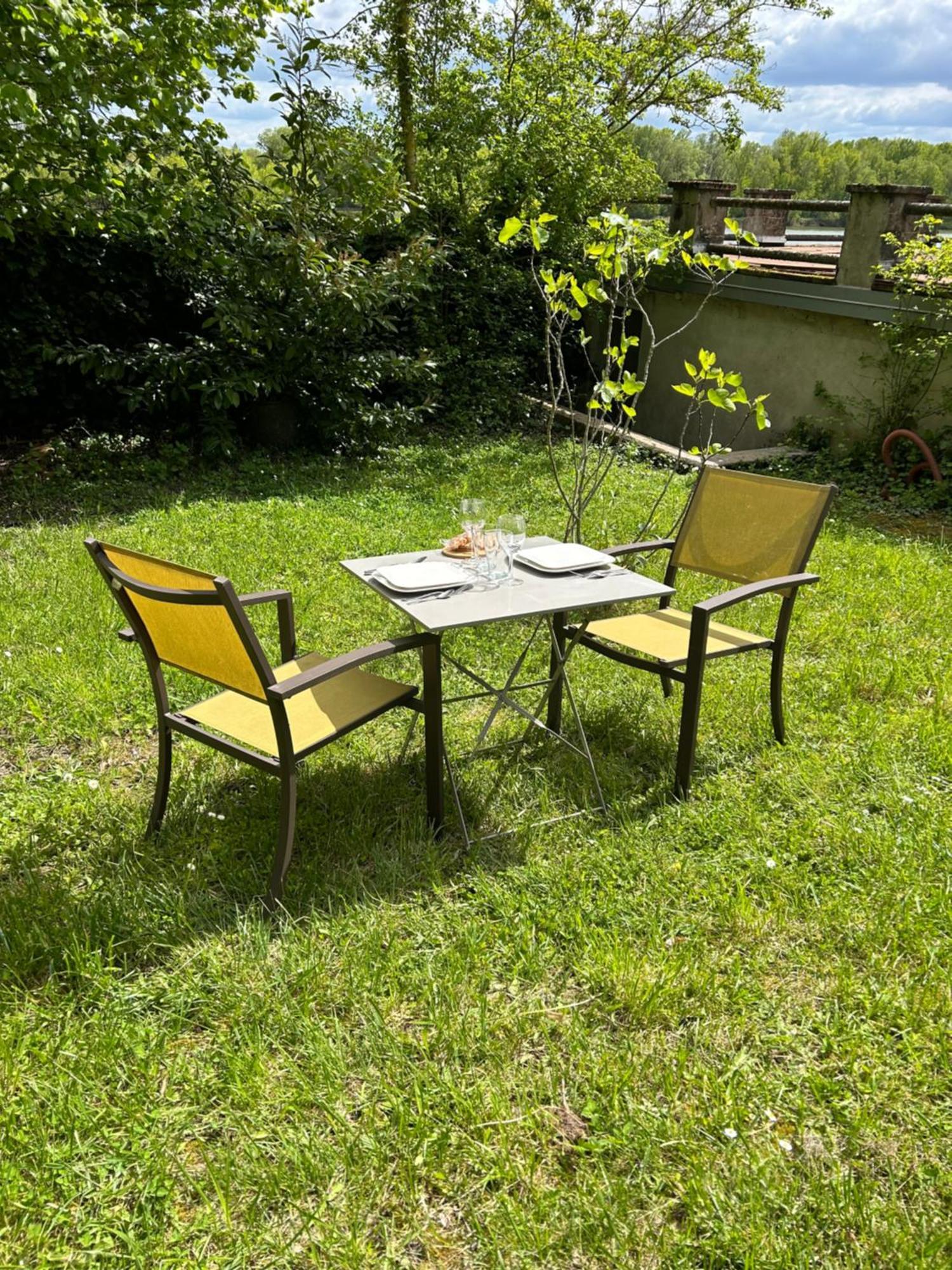 Studio Vue Sur Loire Beaugency Exterior foto